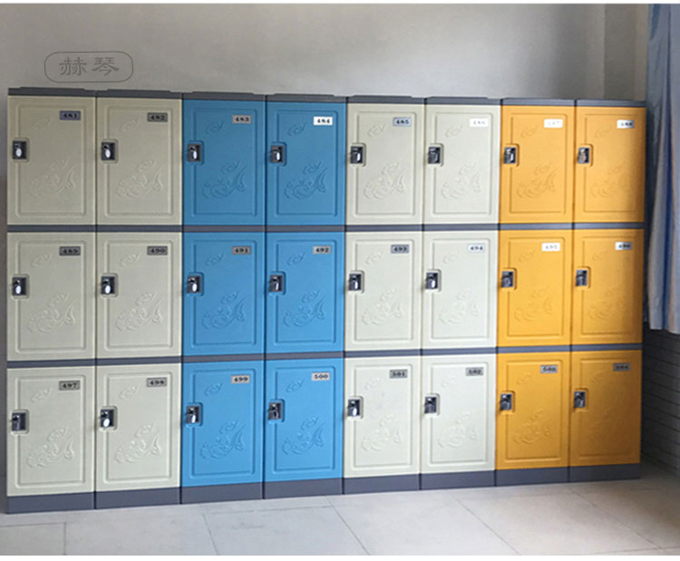 三層塑料更衣柜儲(chǔ)物柜案例實(shí)拍二 三層塑料更衣柜儲(chǔ)物柜案例實(shí)拍二